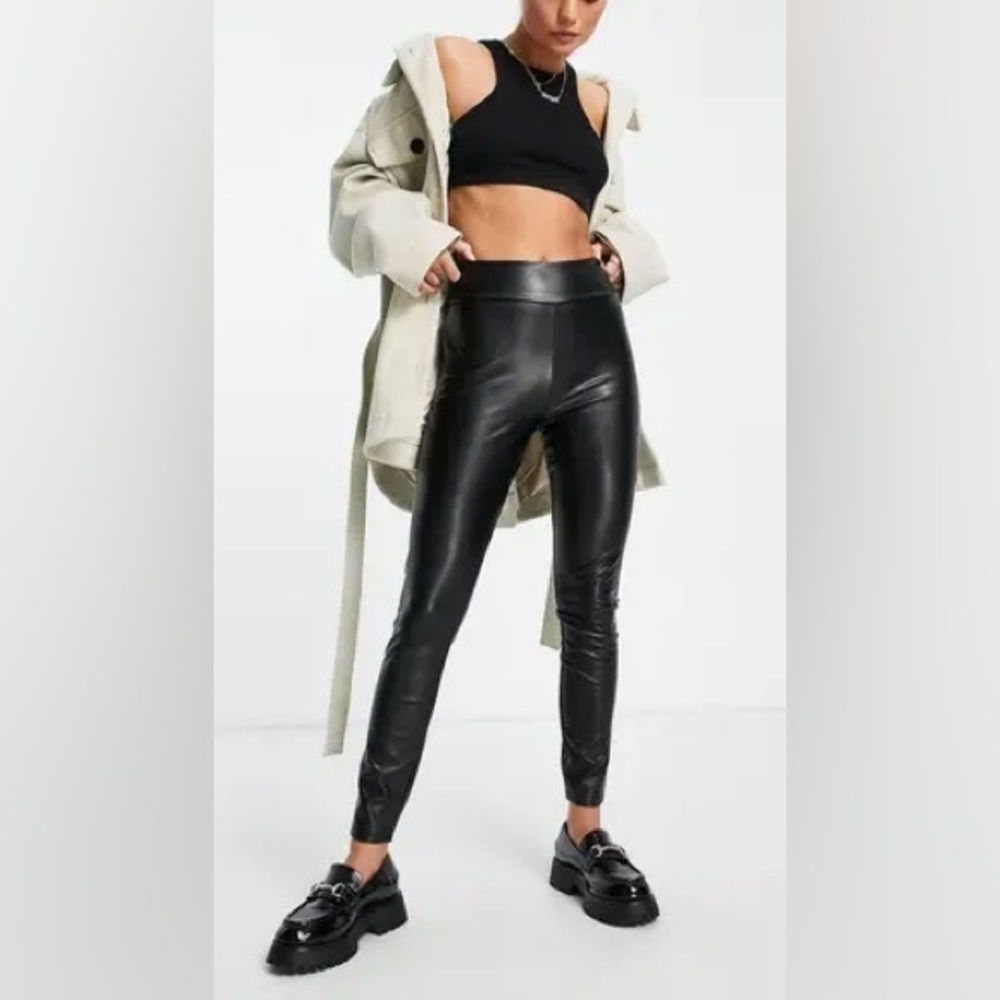 Abercrombie & Fitch Faux Leggings